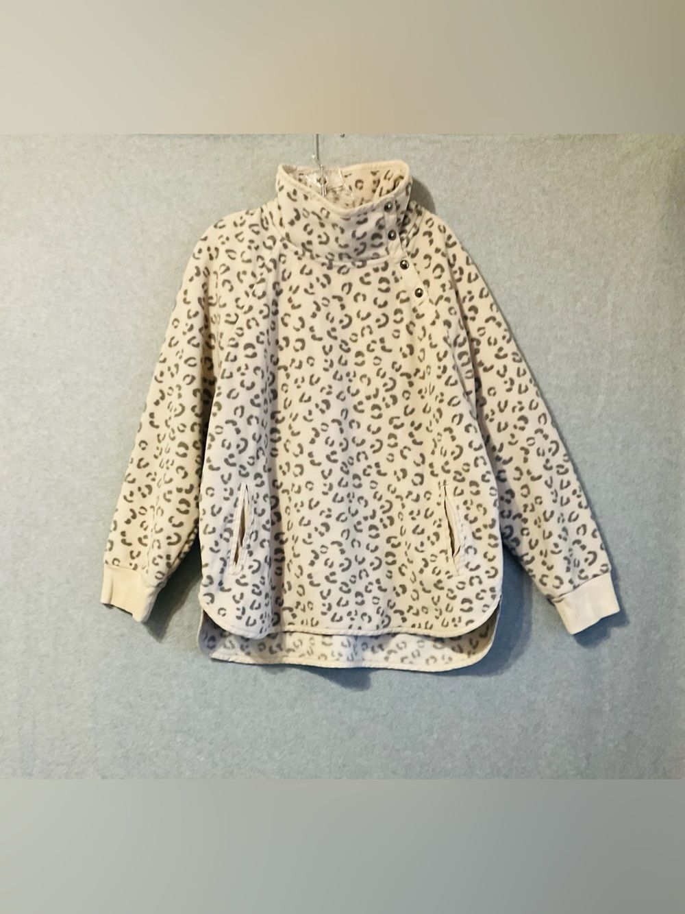 Green Tea Cozy Leopard Print Pullover Fleece 2X